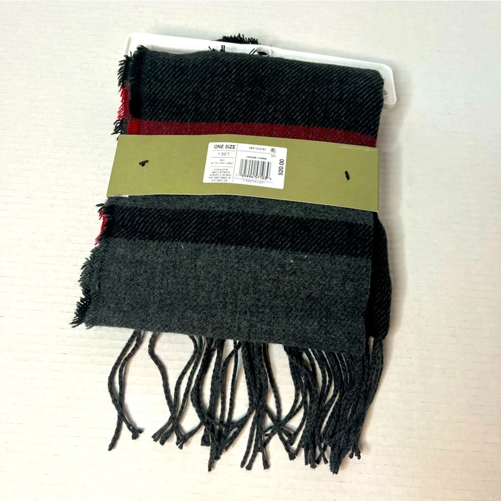 Goodfellow & Co Plaid Woven Hat & Scarf Set Red Gray Black New!